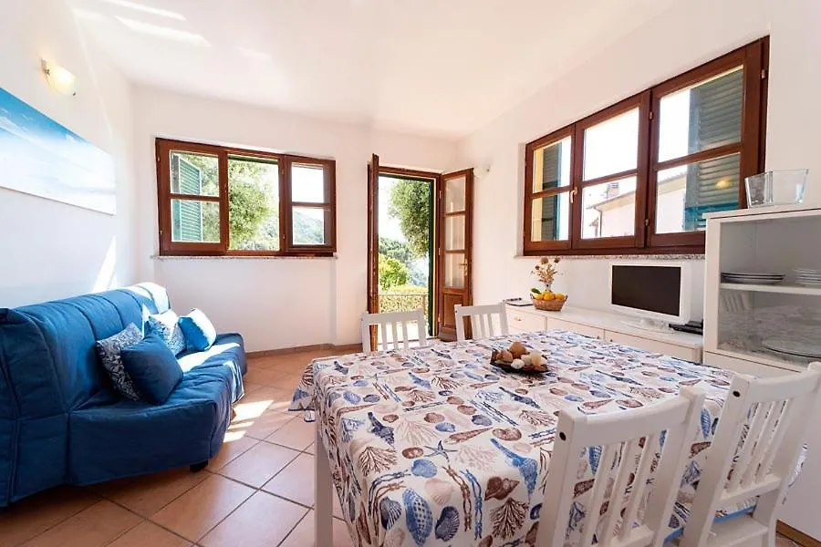 Da Angiolina Villa Marciana  0*, Marciana (Isola d'Elba) Italy
